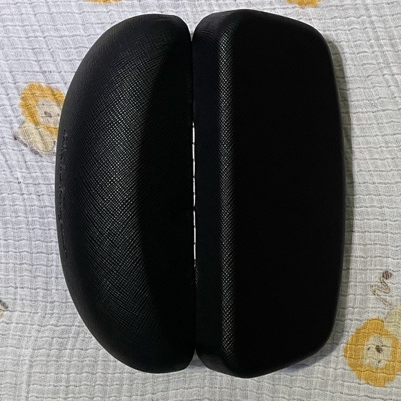 Salvatore Ferragamo Sunglasses eyeglass holder hard case - Picture 7 of 9